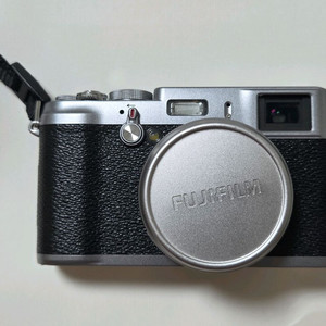 Fuji x100