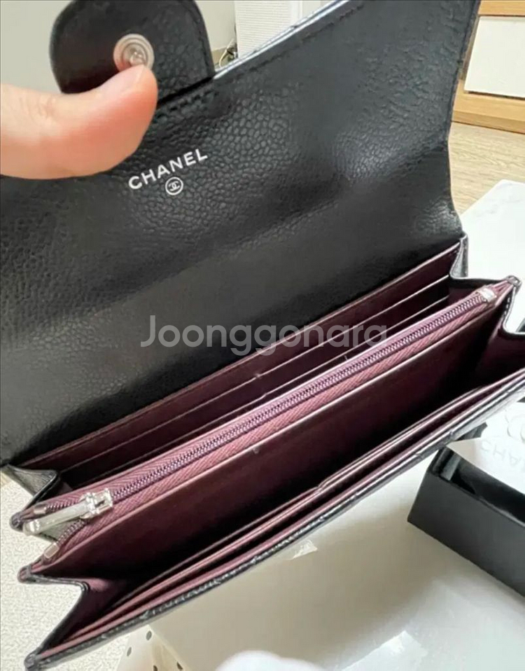 샤넬 클래식 캐비어 장지갑 은장--4