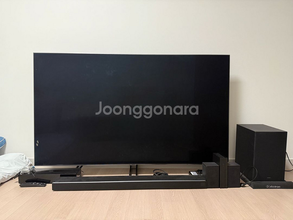 대형삼성 65인치 평면 TV + 사운드바--0