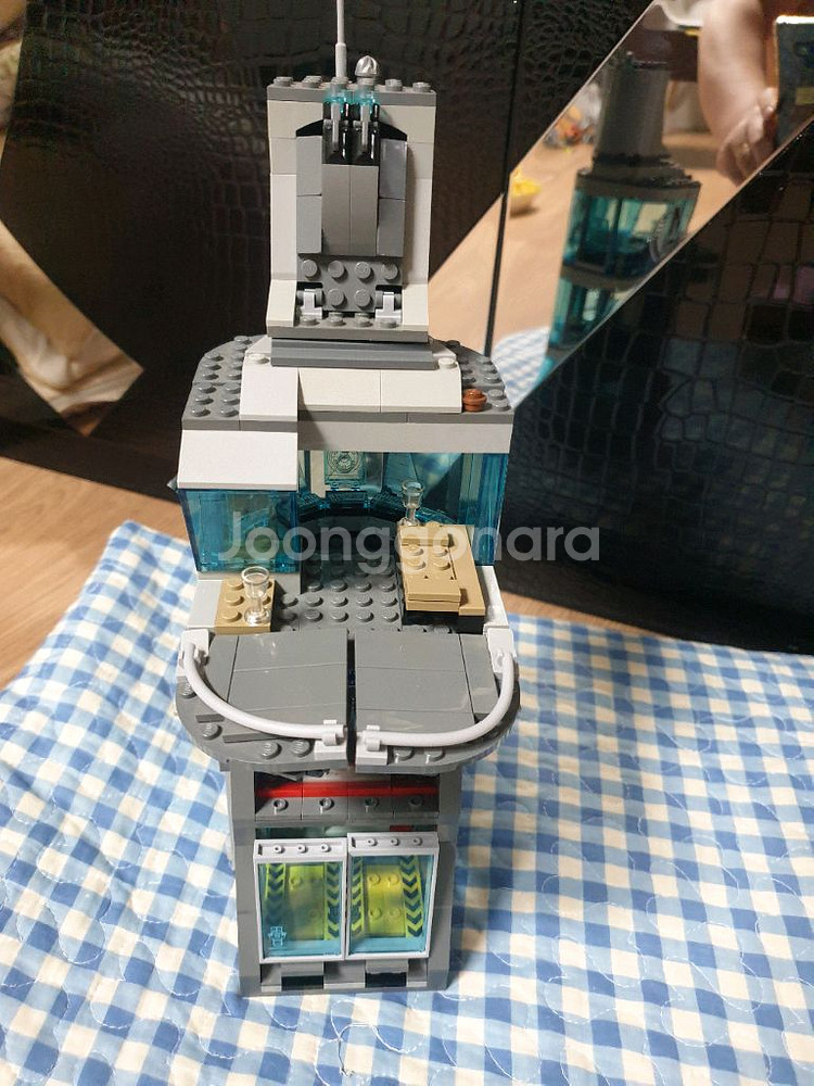 레고 어벤져스 타워--2