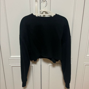 [새상품]guse mtm 구즈 맨투맨 블랙