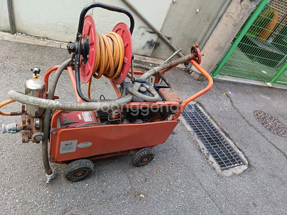 비엔씨 BC-120A 동력분무기 팝니다.--0