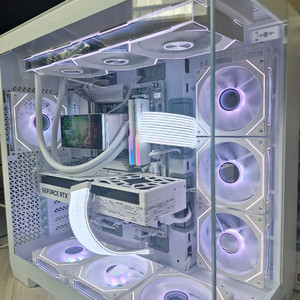 9800x3d x870e 96gb 5080 새본체 화이