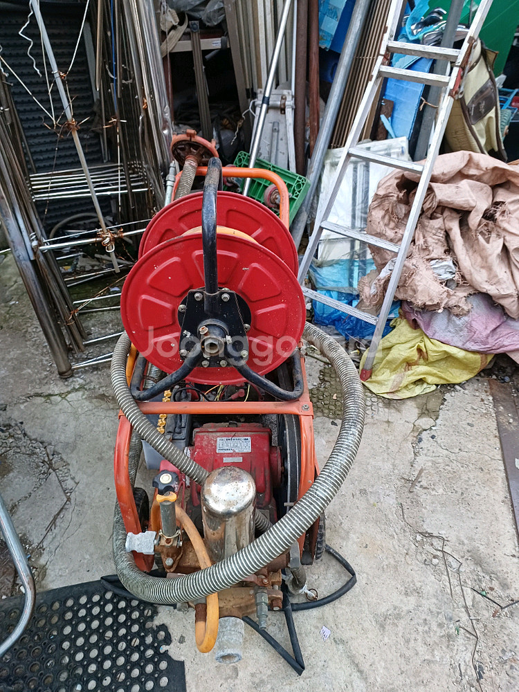 비엔씨 BC-120A 동력분무기 팝니다.--2