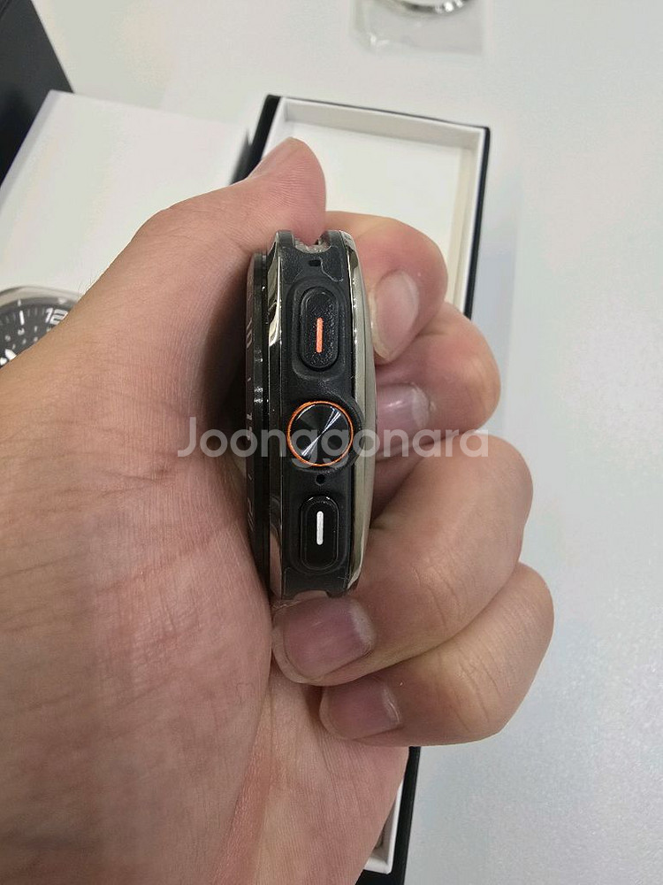 갤럭시워치 울트라 47mm 티타늄 실버 자급제 S급--4