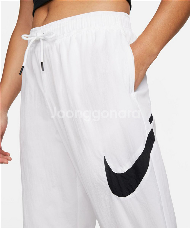 나이키 여성 에센셜 미드라이즈 HBR 우븐 팬츠 30--1