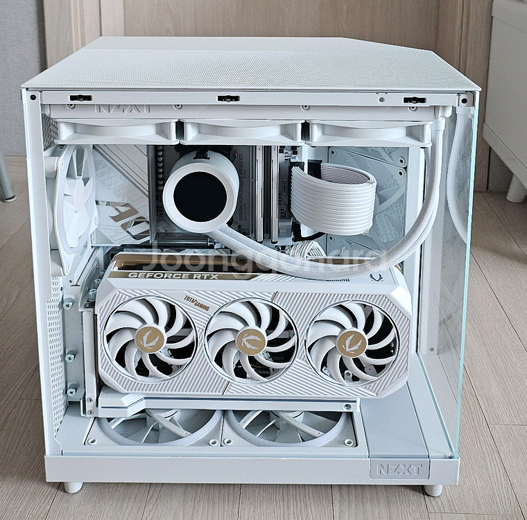 9800x3d 5080화이트 nzxt 본체--0