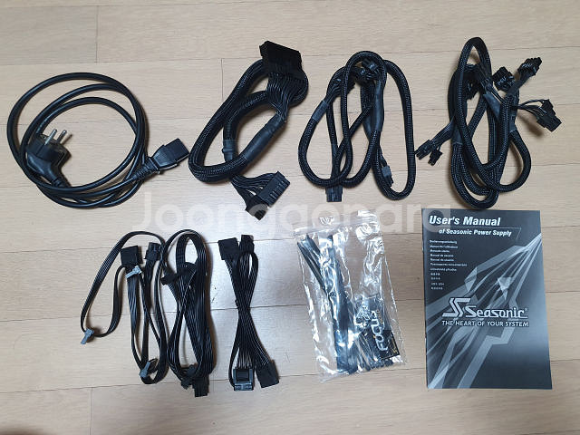 시소닉 포커스 파워 750w FX GOLD AS28년--2