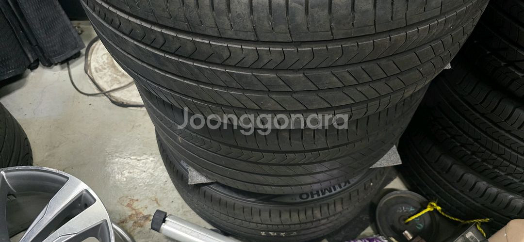 정품 브라부스 20인치 휠 타이어 판매합니다--5