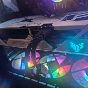 아수스 터프 4070TI SUPER 화이트 상태극상