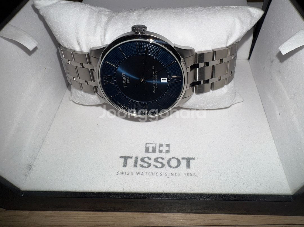 티쏘 슈망 데 뚜렐 블루 42mm 새상품급 팝니다--1