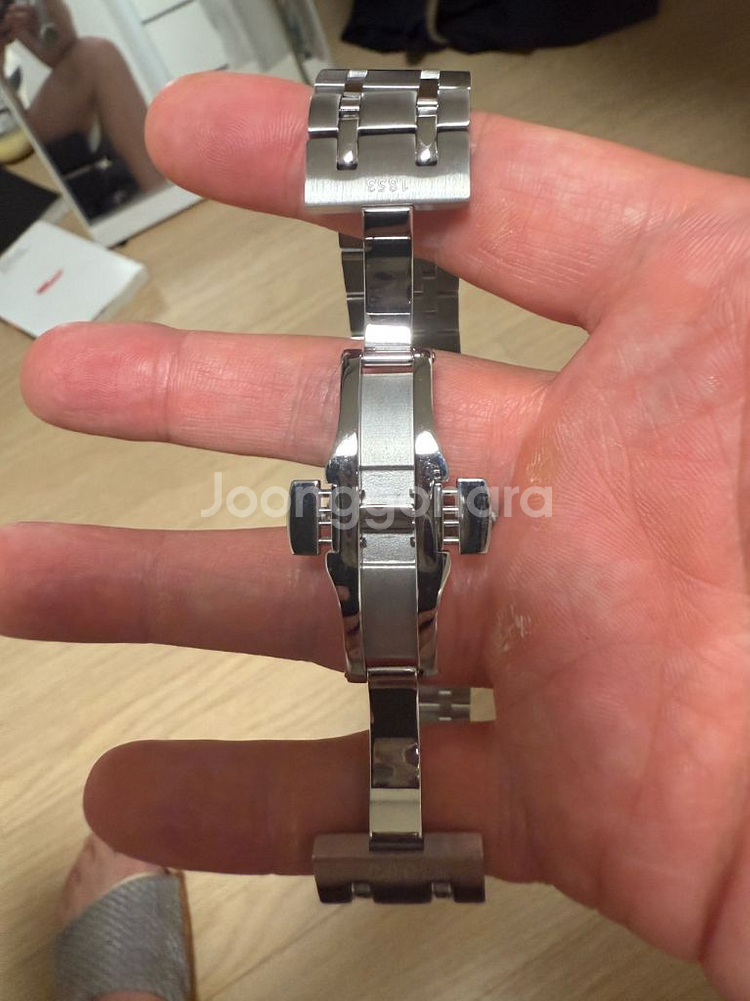 티쏘 슈망 데 뚜렐 블루 42mm 새상품급 팝니다--6