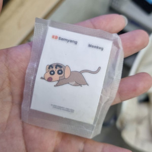 짱구는 못말려 띠부씰 원숭이 미개봉