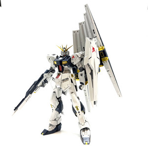 반다이 rg 뉴건담 티타늄피니쉬