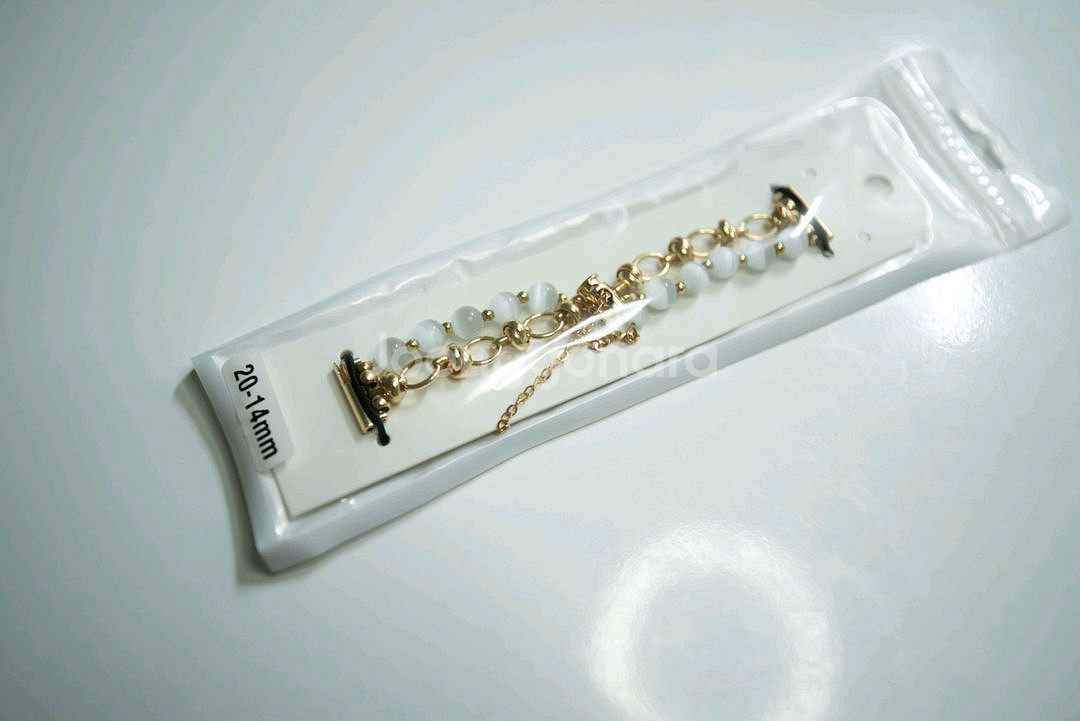 갤럭시워치 40mm 진주 스트랩 팝니다.--0