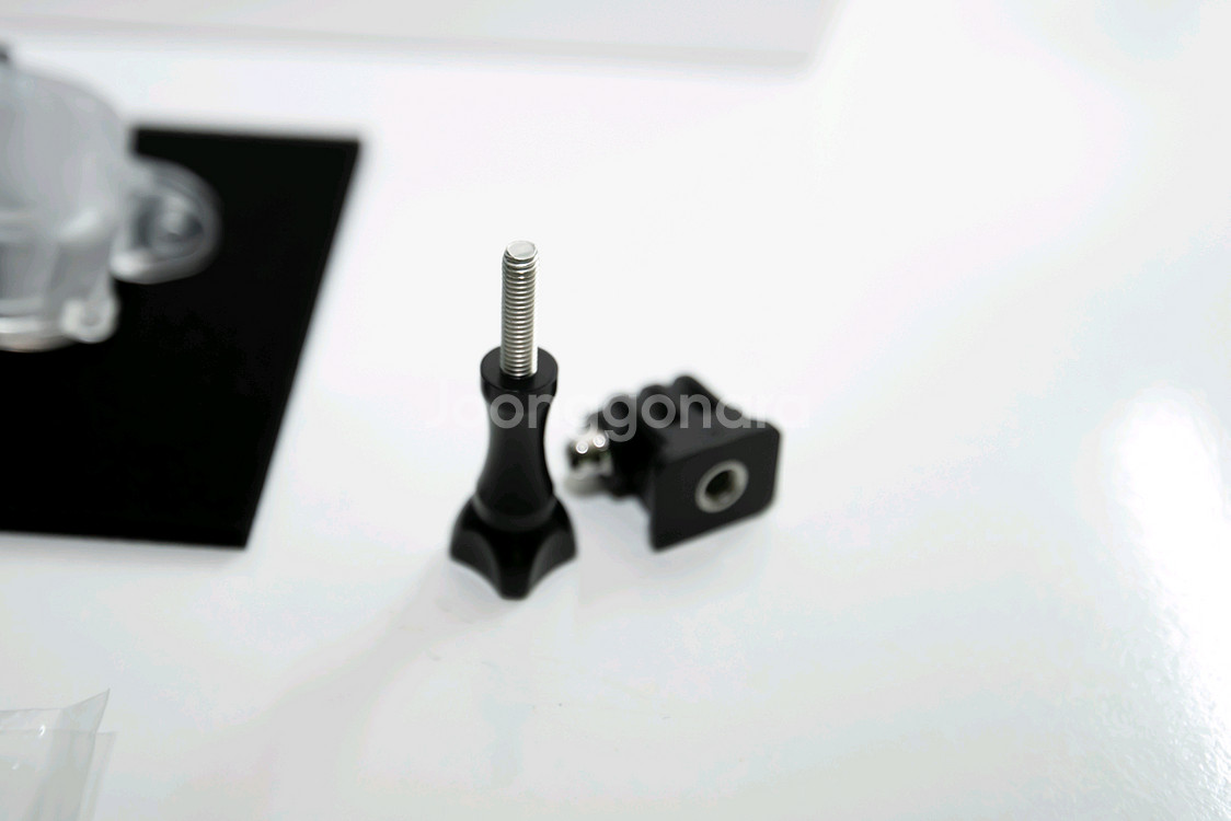 insta360 x3 액션캠 방수하우징 판매합니다.--2