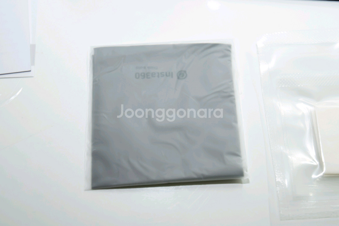 insta360 x3 액션캠 방수하우징 판매합니다.--7