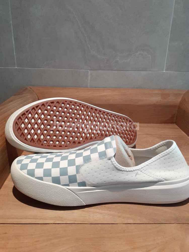 반스운동화 컴피쿠시원 270,275--6