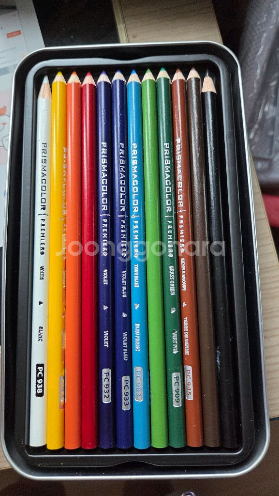 프리즈마색연필 36색 흰색 1회사용 새상품--1