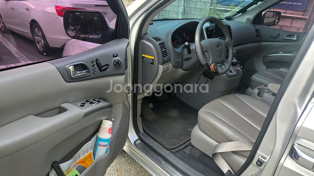 12년식 카니발 프레지던트 (차박세팅 5인승 구변완료)--5