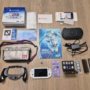 Ps Vita 2세대 화이트 풀세트