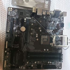 GIGABYTE B460M DS3H V2 메인보드