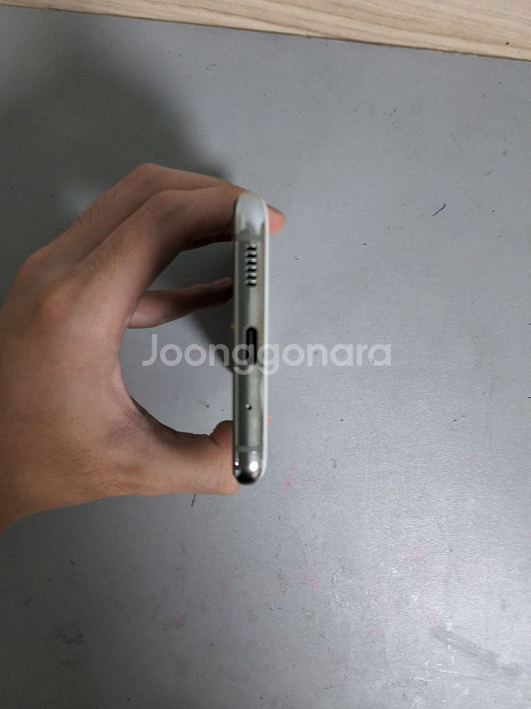 s급 갤럭시 s20 판매합니다--5