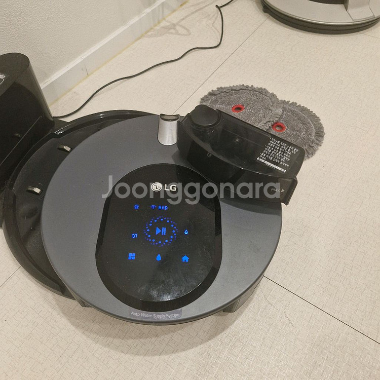 LG 물걸레로봇청소기 판매합니다--2