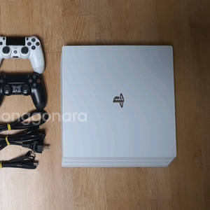 ps4 프로 처분합니다!