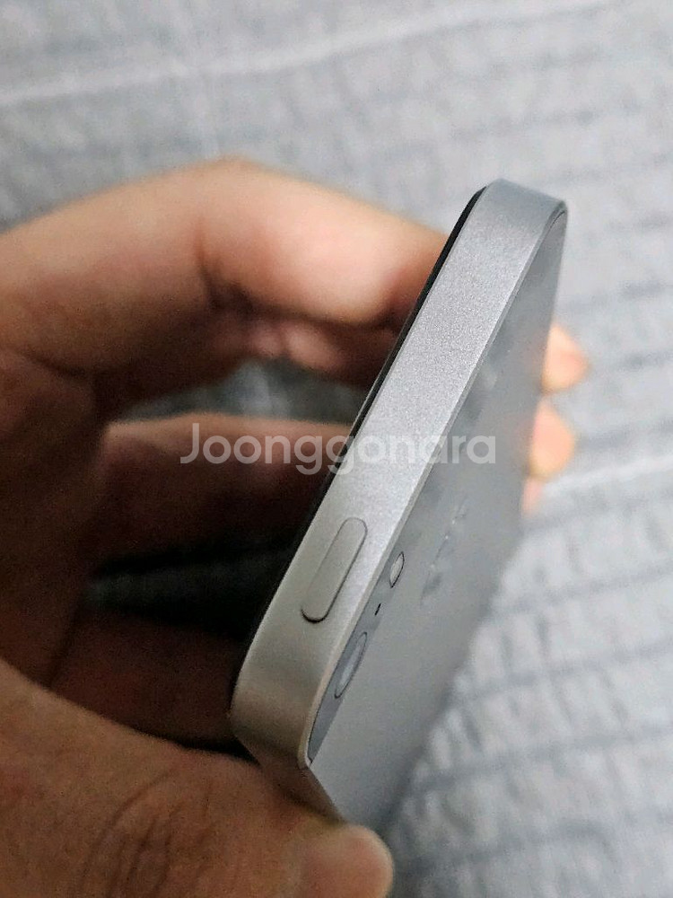 S급 순정 아이폰se1 스그 128g 배터리100--2