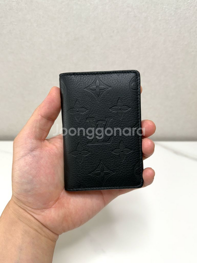 (25SS/S)루이비통 쉐도우 오거나이저 카드지갑--1