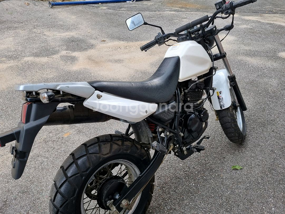 2015년식 트로이125, 8501km 뛴 A급 오토바--2