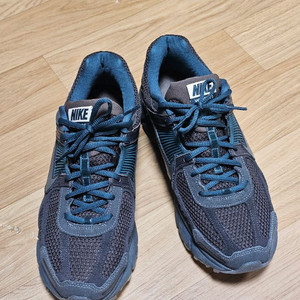 나이키 줌보메로 275mmm