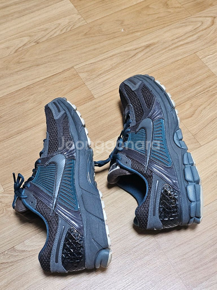 나이키 줌보메로 275mmm--3