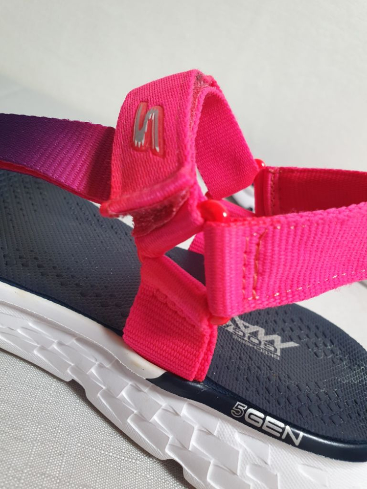 스케쳐스 GOGA 맥스 5GE 샌들 230mm--3