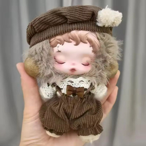 스컬판다 빛의정원 티크우드 (사진 속 옷 포함)