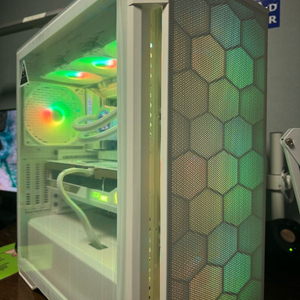 게이밍컴퓨터 # 9001(9800X3d + 5090)