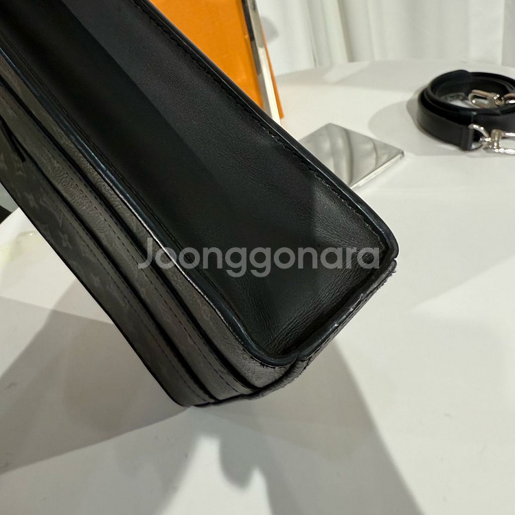 [크로스끈포함]루이비통 이클립스 삭플라 토트 크로스백--5