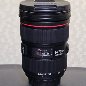 캐논 EF 24-70mm F2.8L II USM