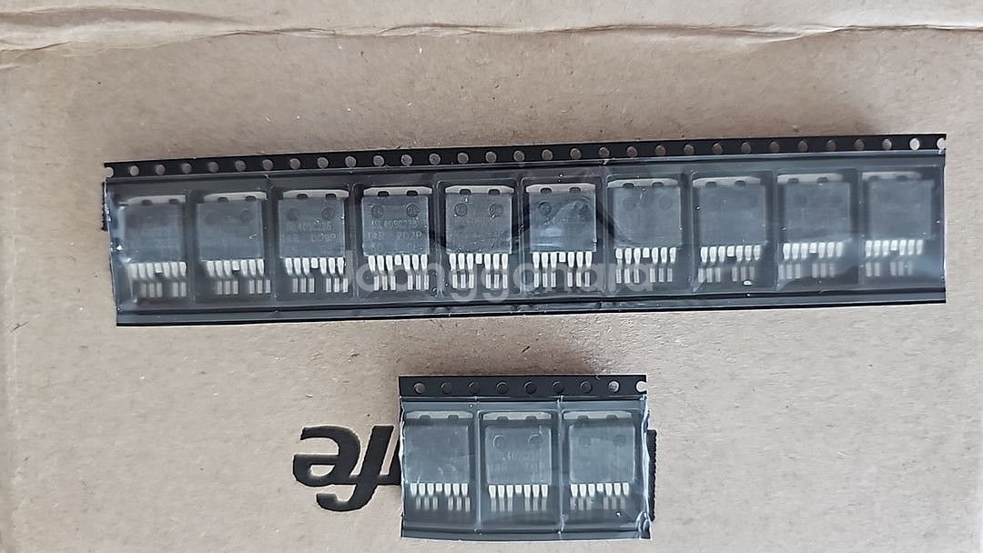 모스펫 Mosfet IRL40SC228 13개--1