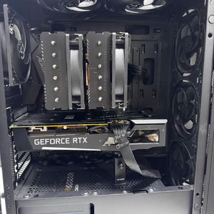 5700X3D 32GB 3070 게이밍피씨 팝니다.