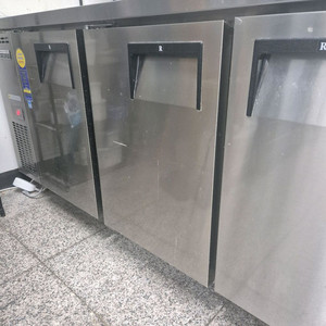 부성 에베레스트 1800 테이블냉장고 간냉식(네고가능)