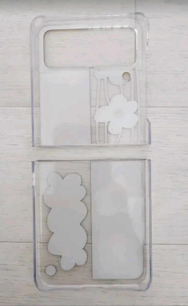 갤럭시 Z플립4 꽃무늬 케이스 이미지