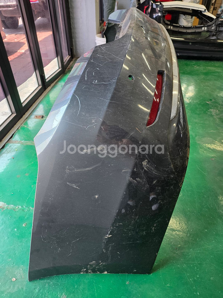 BMW F32 뒤범퍼 중고부품 판매합니다--2
