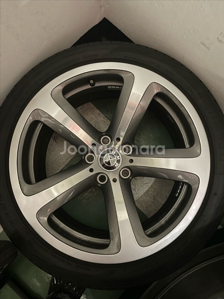 BMW 19인치 순정 휠+타이어 세트--4