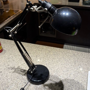 이케아 포르소 블랙 (단스탠드. 작업등. 독서등)