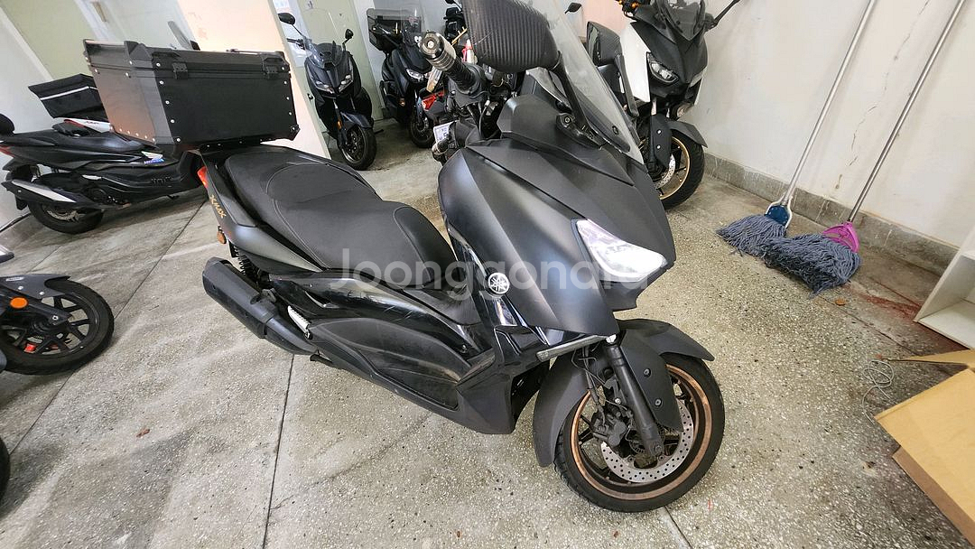 야마하 XMAX 스쿠터 22년식 300만원--3