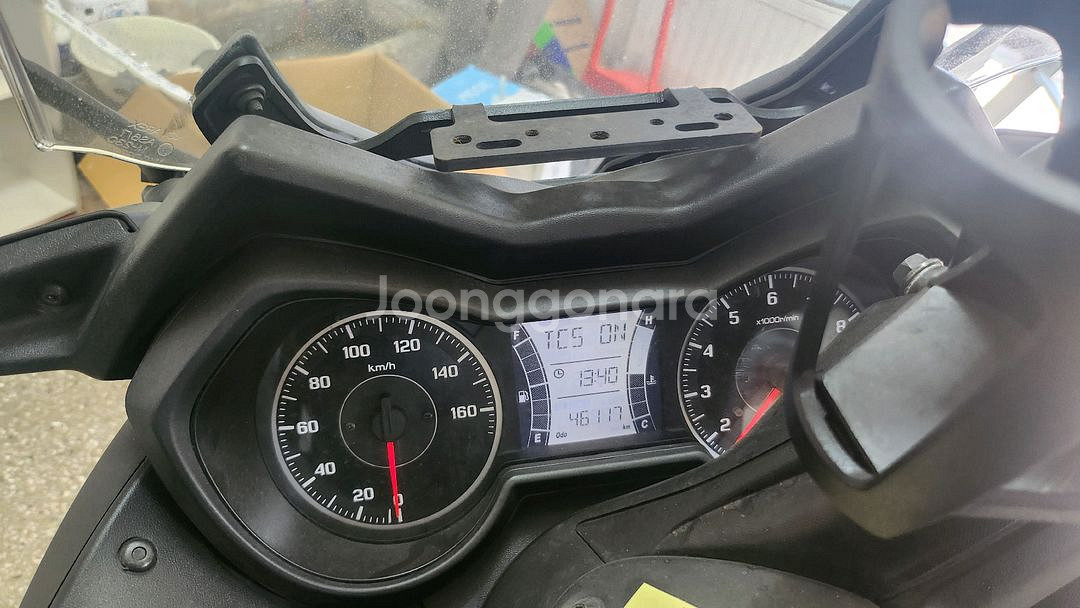 야마하 XMAX 스쿠터 22년식 300만원--6