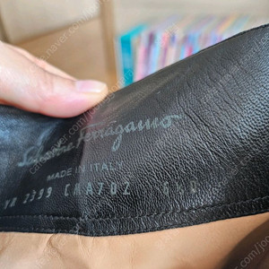 페라가모 235 더스트.상자.굽 구성