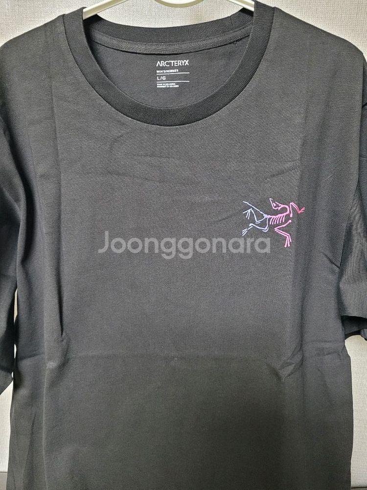 아크테릭스 반팔티셔츠--1